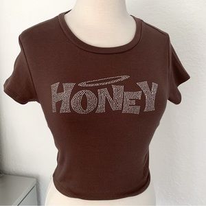 Garage “Honey” Stormi Crop Tee 🍯🧸